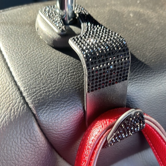Accessories - Car purse bag hook/ pocket book holder for headrest  so you don’t spill your bag